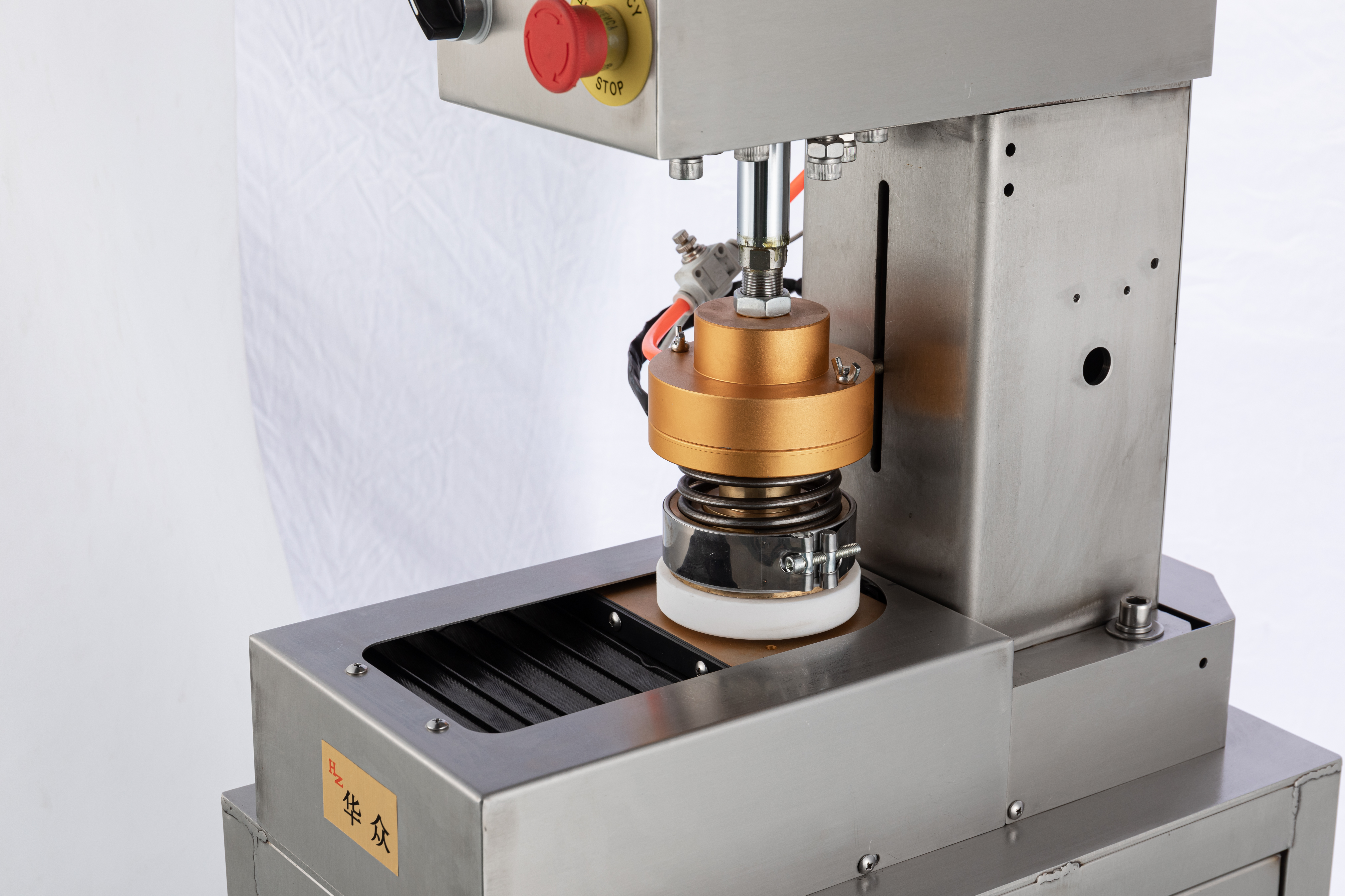 DT-01A挞皮成型机进出型Tart skin forming machine inlet and outlet type
